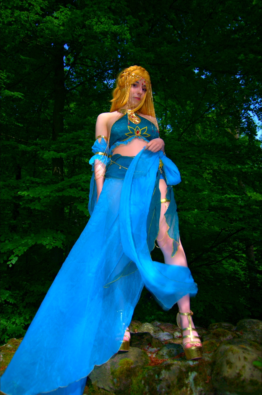 Zelda_by_Moniii_ii23-006